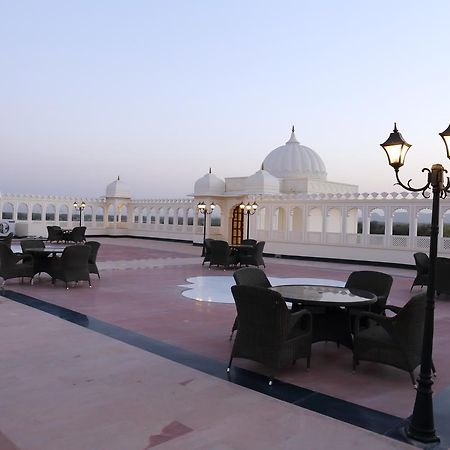 Laxmi Palace Dausa Ngoại thất bức ảnh