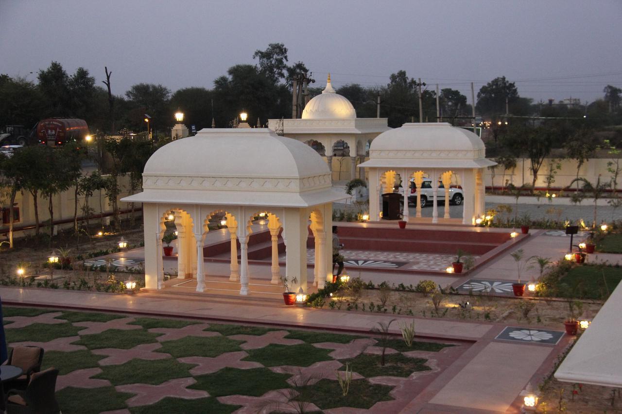 Laxmi Palace Dausa Ngoại thất bức ảnh